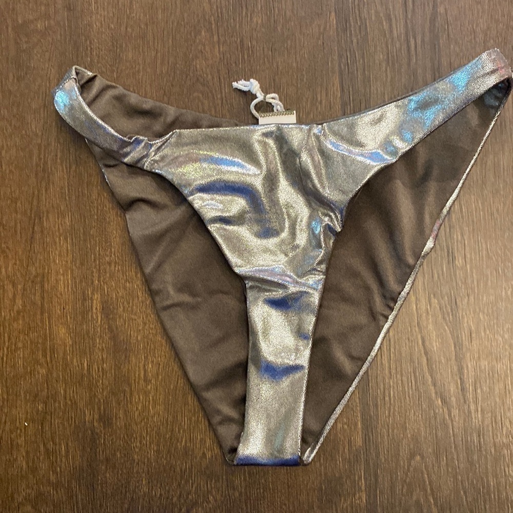 GORGEOUS Good American high cut metallic silver bikini bottoms size 2 NWT‎